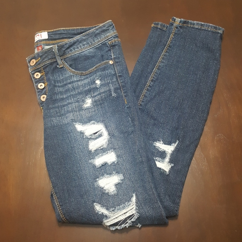 LEI Ripped Jeans